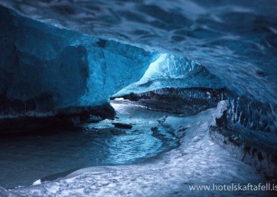 Ice caves close to Hótel Skaftafell, we strongly reccomend that you only visit the caves with an experinced glacier guide